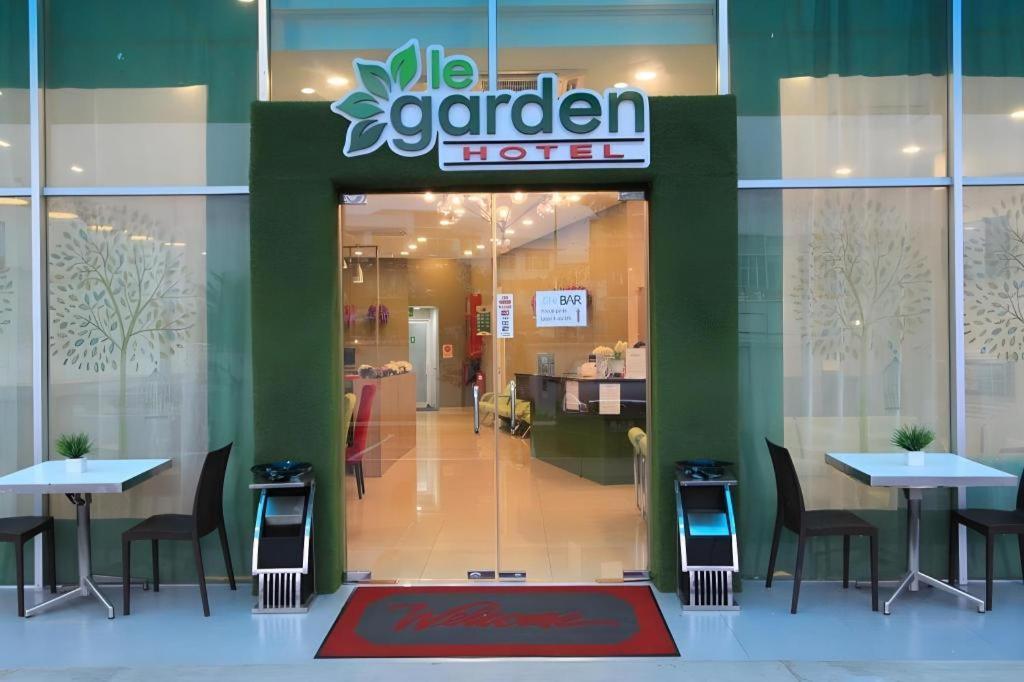 Le Garden Hotel Kota Kemuning Shah Alam Exterior photo